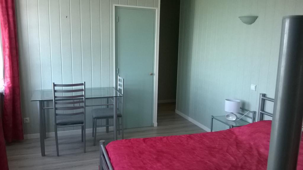 La Chatellenie Volvic Room photo
